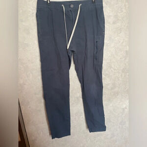 Vuori Ripstop Climber Pants Men's Size large Style V412 Navy-small flaw